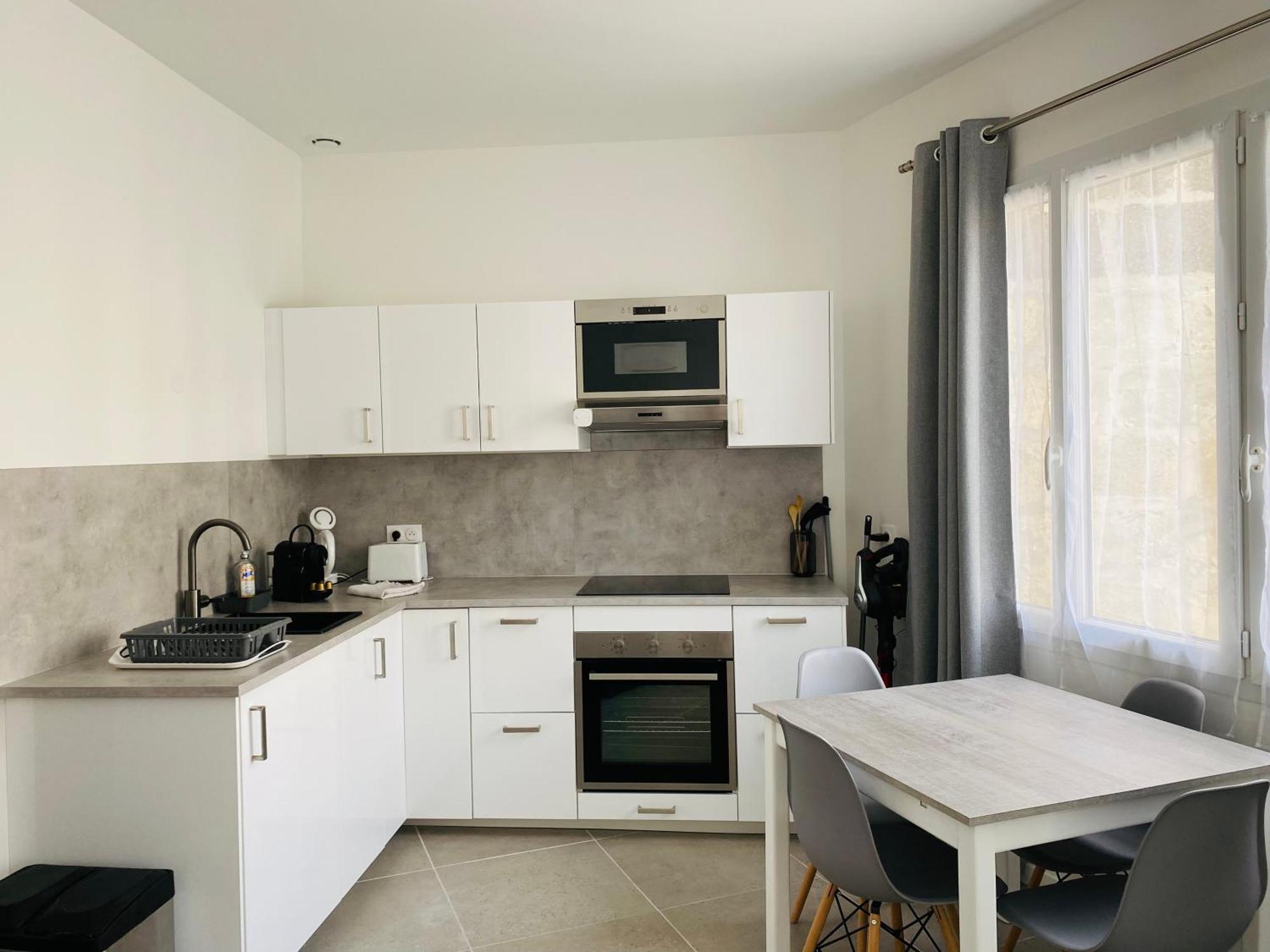 Bordeaux Cosy Home エクステリア 写真